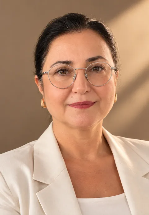 Terapist Nazan Kahraman Sirel’in portre fotoğrafı